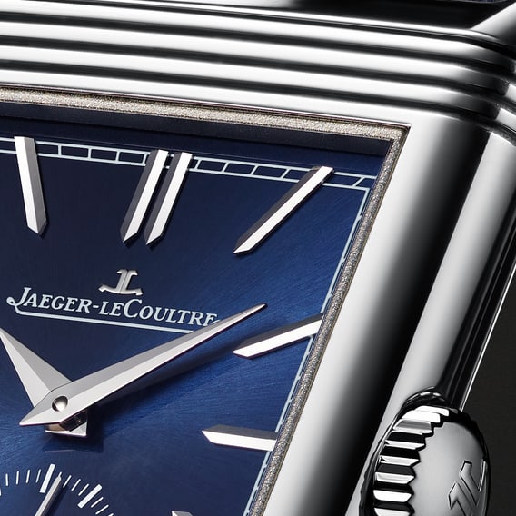 Jaeger-LeCoultre Reverso tribute blue dial Close-up q3978480