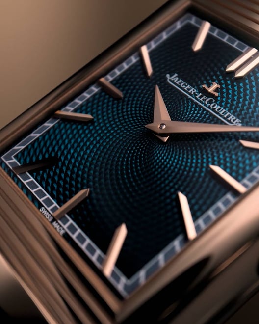 jaeger-lecoultre-reverso-tribute-vert-cadran-inoxydable-acier-vert-cuir-bracelet-avant-q3978430