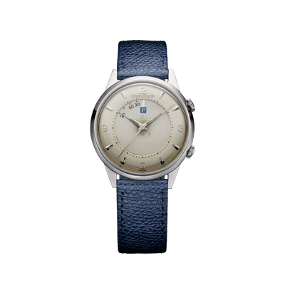 Front product image of the watch QVE85803
