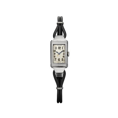 Front product image of the watch QVE90101