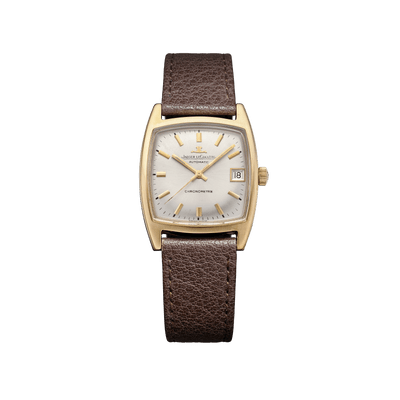 Front product image of the watch QVE56000