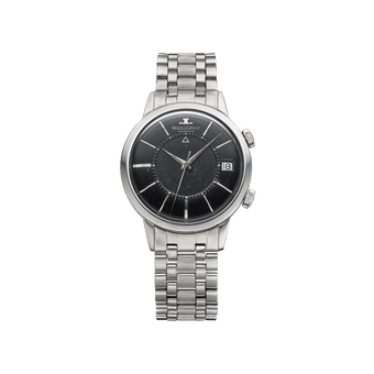 Front product image of the watch QVE85301