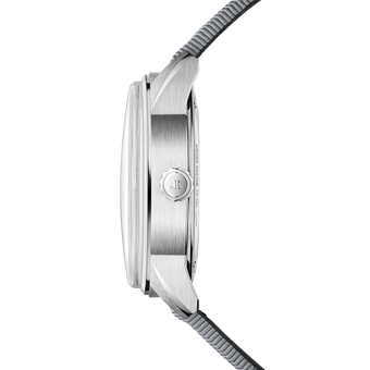 Seitenansicht der Uhr Q9078640