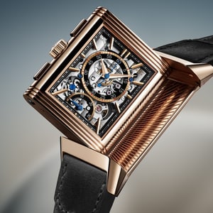 Jaeger-LeCoultre – Levitation Asset e foco no mostrador de cronógrafo esqueleto do Reverso Tribute Chronograph Ouro Rosa – Q389257J