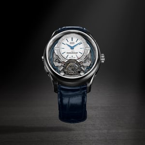 Jaeger-LeCoultre - Levitation shot of Gyro Tourbillon 5