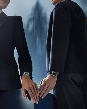 REVERSO: A MEMENTO OF TIMELESS CONNECTIONS