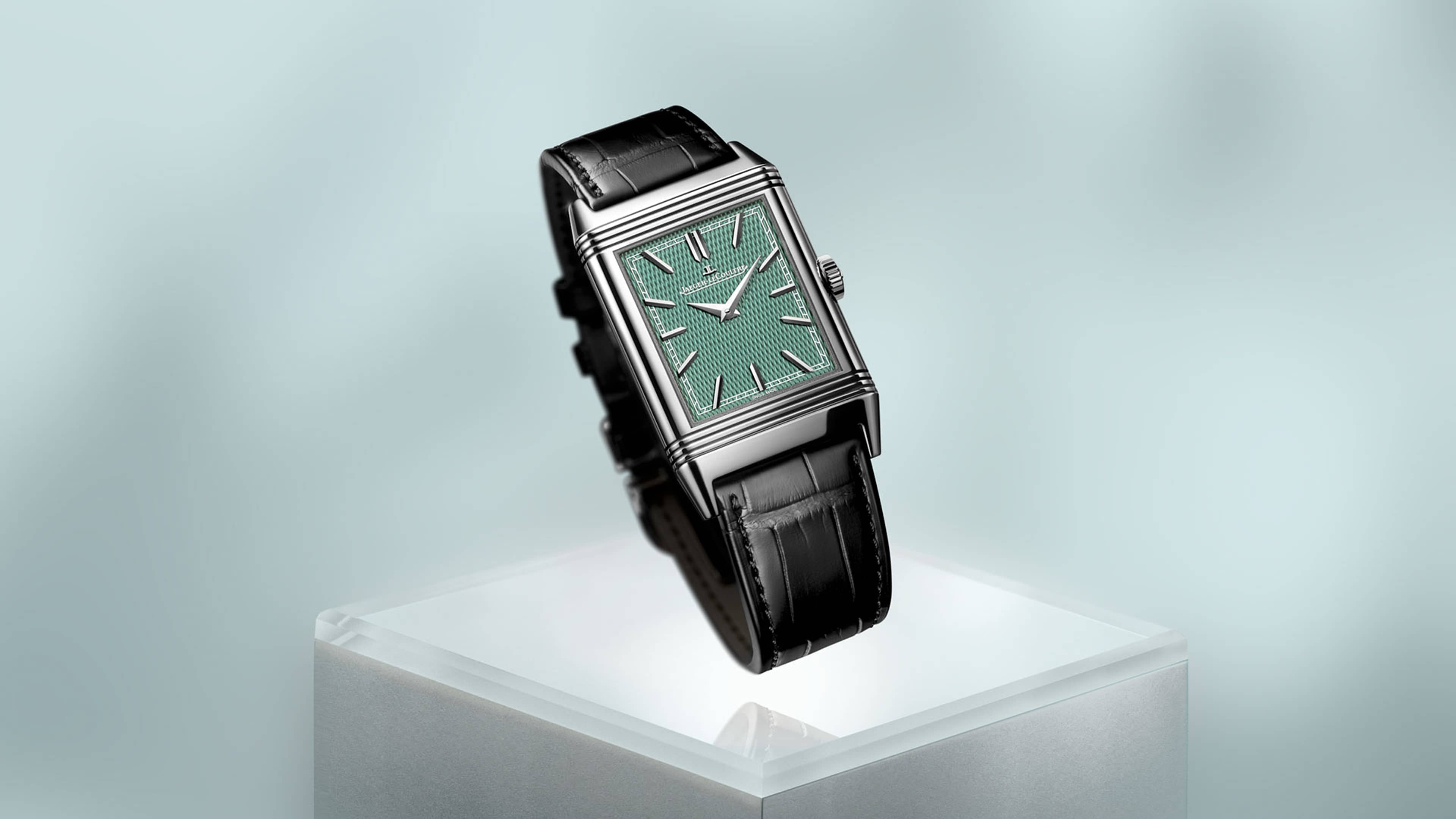 White Gold Reverso Tribute Enamel Turner Man Watch Q39334W2