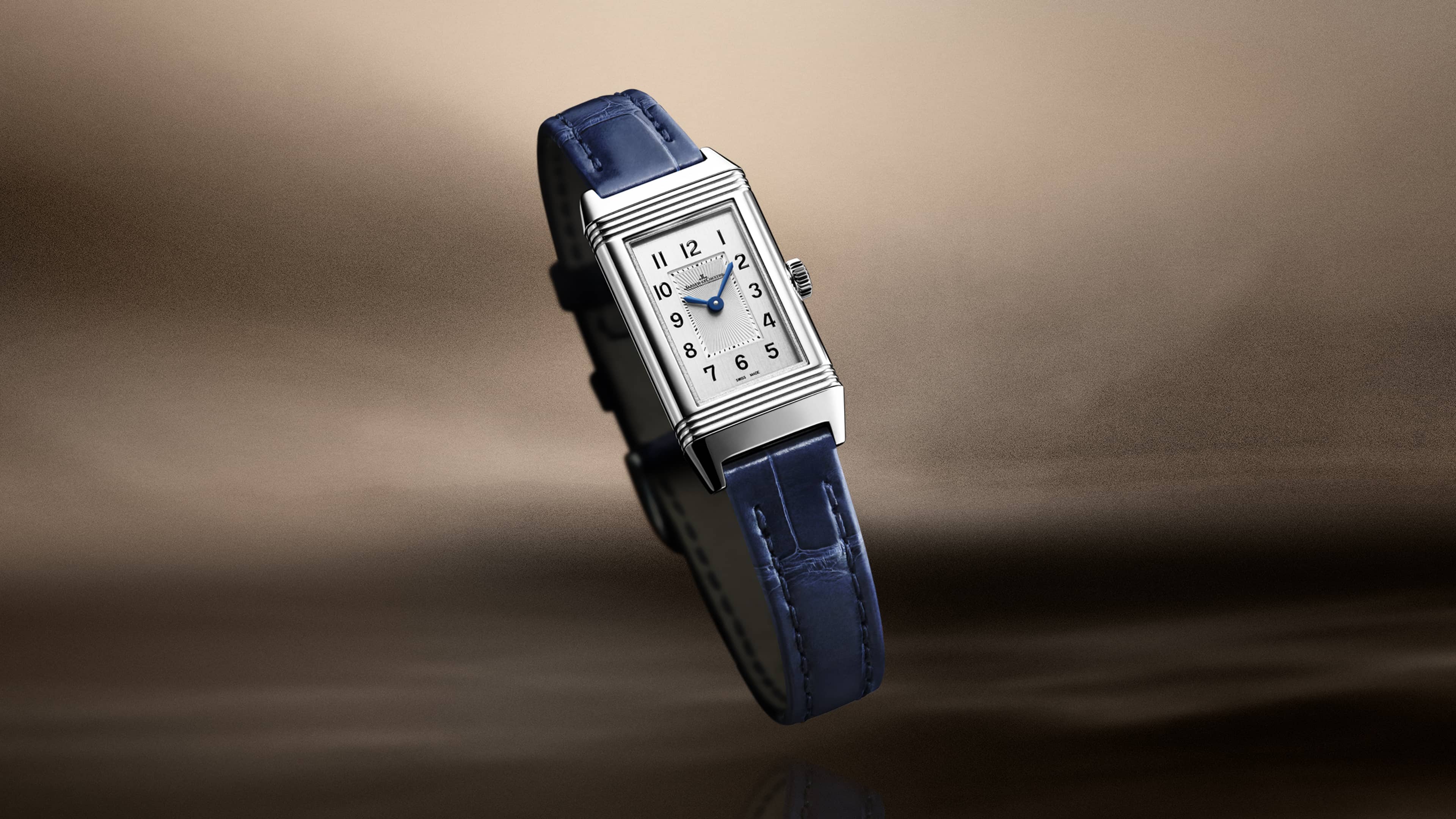 み*様 Jaeger-LeCoultre Reverso Classic Sma Stainless Steel Reverso Classic Monoface 'Origin' Woman Watch